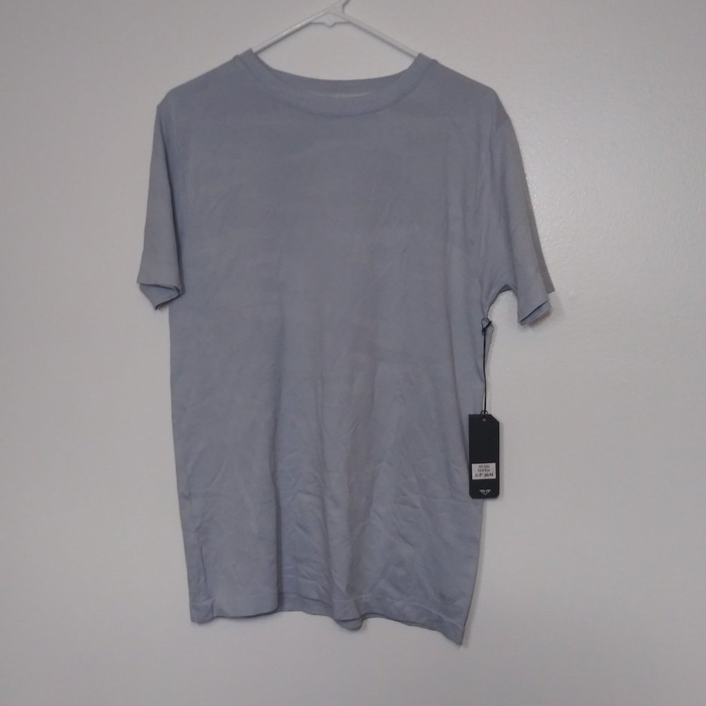 NWT Industry Supply Co Seamless Camo Shirt Top